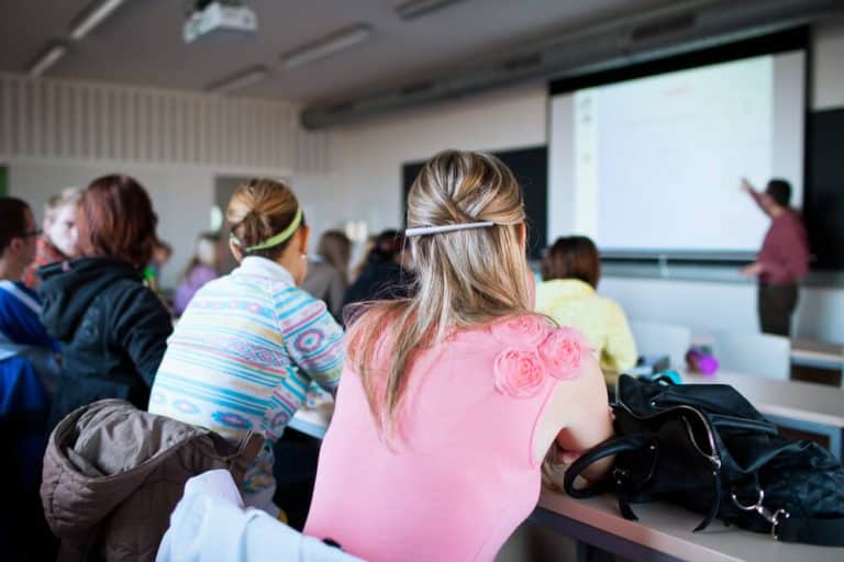 Como aulas inovadoras ajudam os alunos a aprender mais?