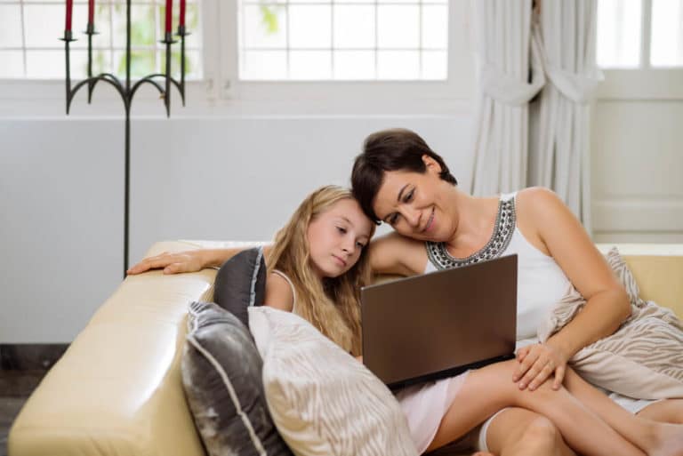 5 filmes educativos para assistir junto com seus filhos